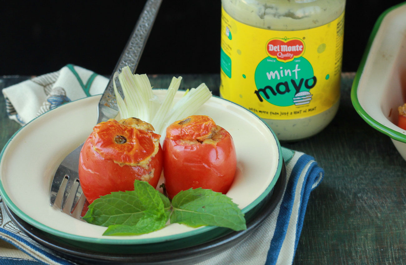 Tomatoes Stuffed With Mint Mayo And Paneer Recipe
